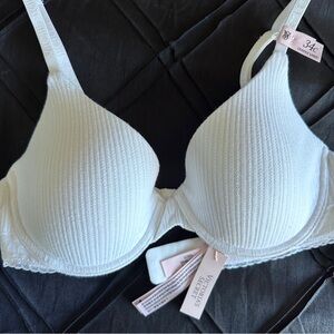 Victoria’s Secret White Ribbed lightly lined Cotton Blend T-shirt Demi Bra 34C